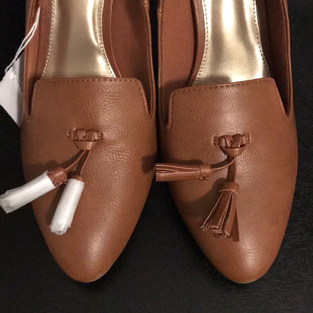 Fiona Camel Tassel Heels - Size 8.5 - Picture 2 of 4